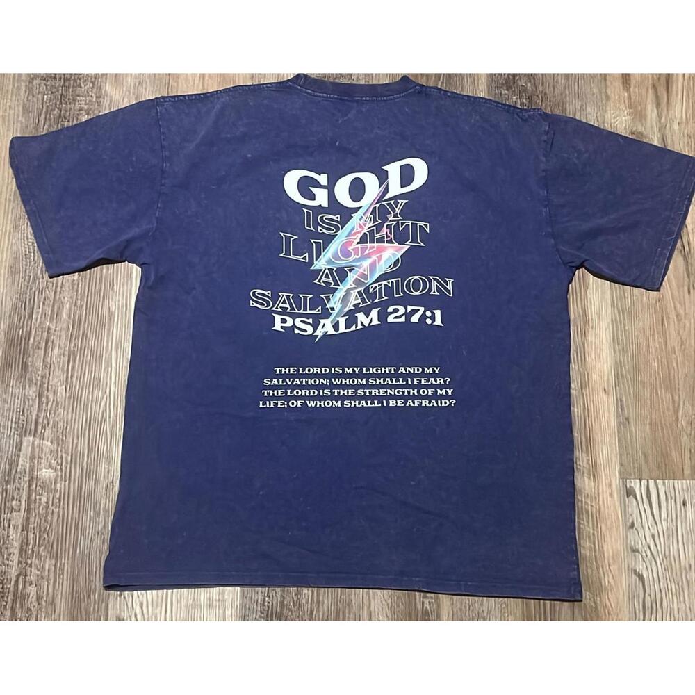 E#697-XXL-cotton 100%, super soft, super comfy, graphic tee